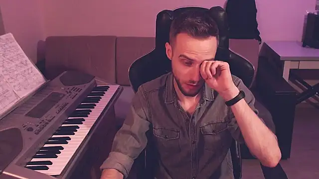 Snapshot of Sweetparker chatting on December 2024 10:37:01 PM Sweetparker online show from December 2024 10:37:01 PM