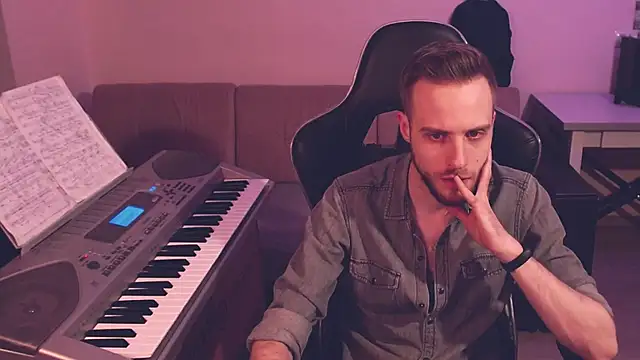 Snapshot of Sweetparker chatting on December 2024 06:02:01 PM Sweetparker online show from December 2024 06:02:01 PM