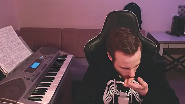 Snapshot of Sweetparker chatting on February 2025 02:42:02 AM Sweetparker online show from February 2025 02:42:02 AM