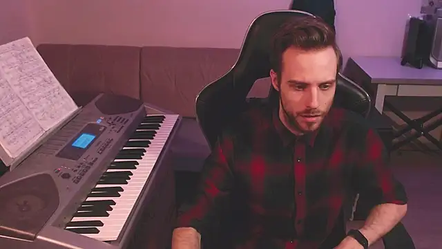 Snapshot of Sweetparker chatting on March 2025 10:31:02 PM Sweetparker online show from March 2025 10:31:02 PM