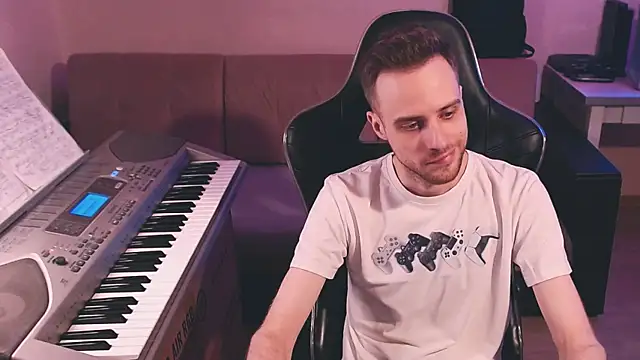 Snapshot of Sweetparker chatting on October 2025 04:05:01 PM Sweetparker online show from October 2025 04:05:01 PM