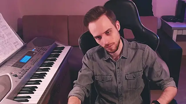 Snapshot of Sweetparker chatting on November 2025 09:13:01 PM Sweetparker online show from November 2025 09:13:01 PM