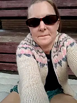 Snapshot of SwedishJennifer chatting on May 2026 12:34:02 PM SwedishJennifer online show from May 2026 12:34:02 PM