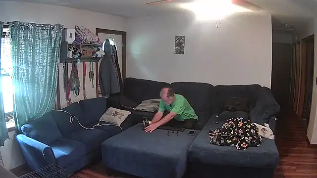 Snapshot of Sweet_Sexy1963 chatting on September 2025 02:53:02 PM Sweet Sexy1963 online show from September 2025 02:53:02 PM