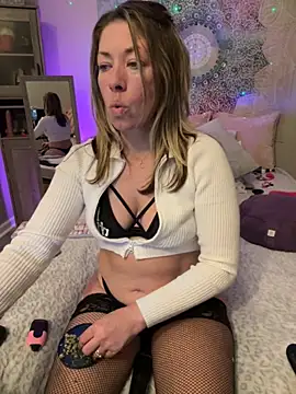  NinaLuvSins  online show from October 2025 12:27:01 AM