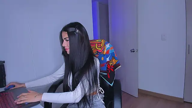 Lisegg  online show from February 2026 10:39:01 PM