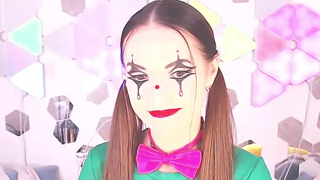 LexiKiss online show from September 2025 04:57:02 AM