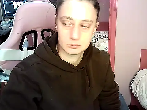 Snapshot of SexyAmanda32 chatting on December 2024 10:28:01 AM SexyAmanda32 online show from December 2024 10:28:01 AM