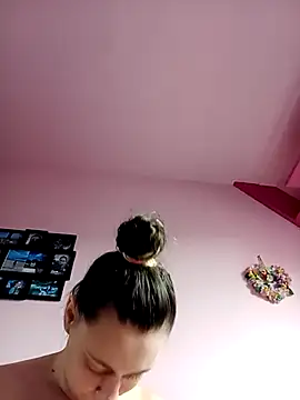 Snapshot of SexyAmanda32 chatting on February 2025 01:53:02 PM SexyAmanda32 online show from February 2025 01:53:02 PM