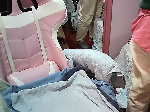 Snapshot of SexyAmanda32 chatting on February 2025 10:37:02 AM SexyAmanda32 online show from February 2025 10:37:02 AM