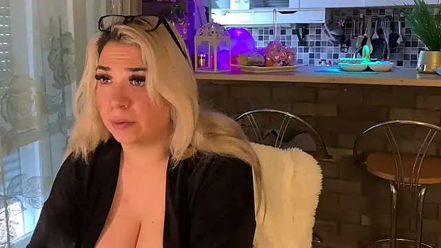 Monageil online show from February 2025 11:22:02 AM