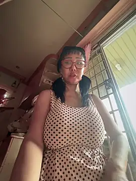 Snapshot of sweetieme chatting on February 2025 05:58:01 AM sweetieme online show from February 2025 05:58:01 AM