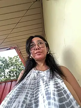 Snapshot of sweetieme chatting on February 2025 05:09:01 AM sweetieme online show from February 2025 05:09:01 AM