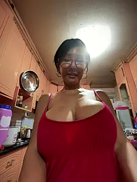 Snapshot of sweetieme chatting on October 2025 11:48:02 PM sweetieme online show from October 2025 11:48:02 PM