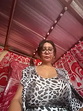 Snapshot of sweetieme chatting on April 2026 02:56:01 AM sweetieme online show from April 2026 02:56:01 AM