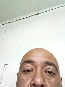 GeorgeVergaGrues online show from October 2025 02:45:02 AM