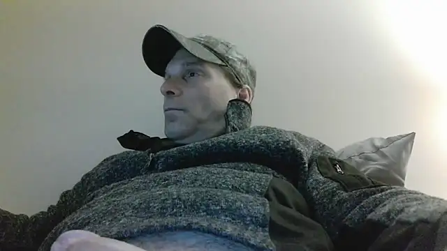 cumhere71 online show from June 2026 06:05:01 AM
