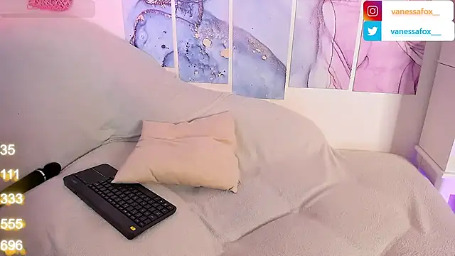 Snapshot of VanessaFox__ chatting on January 2025 04:23:02 PM VanessaFox online show from January 2025 04:23:02 PM