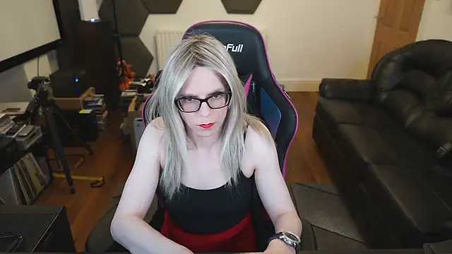 Snapshot of KelseyCobalt chatting on February 2025 09:04:02 PM KelseyCobalt online show from February 2025 09:04:02 PM