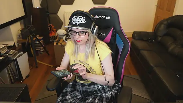 Snapshot of KelseyCobalt chatting on February 2025 08:22:01 PM KelseyCobalt online show from February 2025 08:22:01 PM