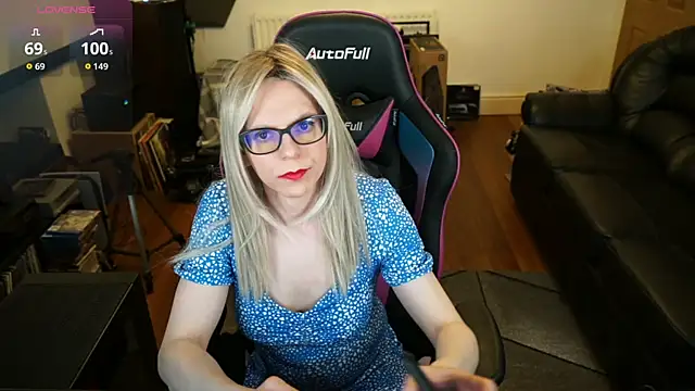 Snapshot of KelseyCobalt chatting on May 2026 08:14:02 PM KelseyCobalt online show from May 2026 08:14:02 PM