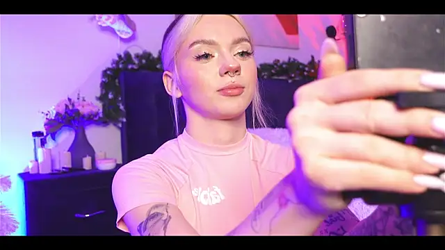 KristaBrooks online show from December 2024 05:40:02 PM