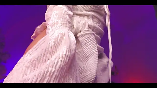 KristaBrooks online show from December 2024 04:51:01 PM