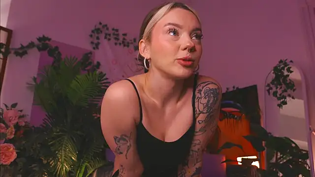 KristaBrooks online show from February 2025 04:56:02 PM