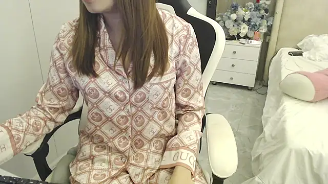 Hanako love online show from February 2025 03:03:01 PM