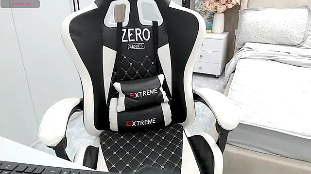 Hanako love online show from April 2026 03:34:01 PM