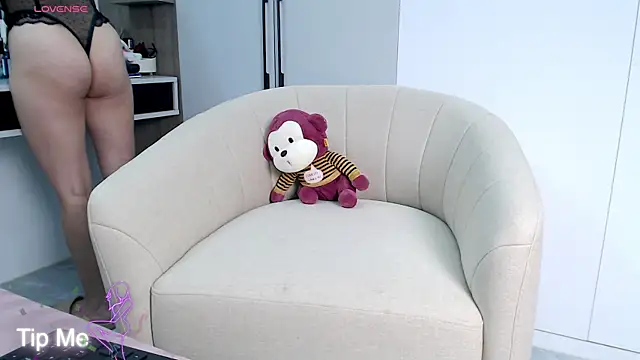 Hanako love online show from July 2026 03:43:01 PM