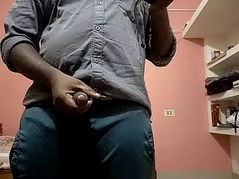 Snapshot of Aneesh007m chatting on November 2025 05:24:01 PM Aneesh007m online show from November 2025 05:24:01 PM