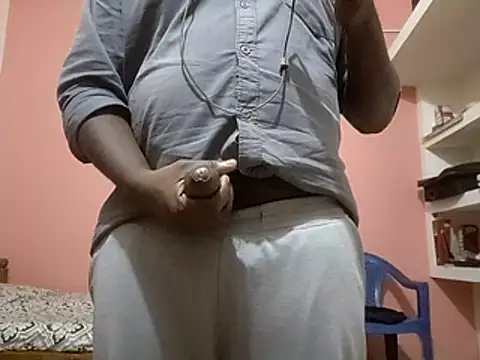 Snapshot of Aneesh007m chatting on February 2026 05:28:01 PM Aneesh007m online show from February 2026 05:28:01 PM