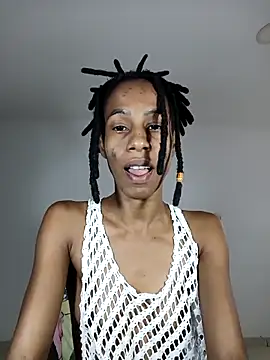 Snapshot of africa_deluxe chatting on April 2026 02:46:02 PM africa deluxe online show from April 2026 02:46:02 PM