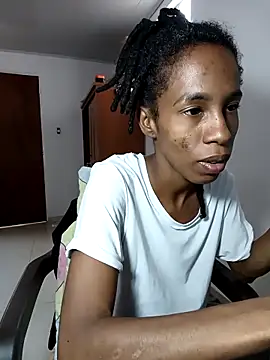 Snapshot of africa_deluxe chatting on May 2026 02:22:02 PM africa deluxe online show from May 2026 02:22:02 PM