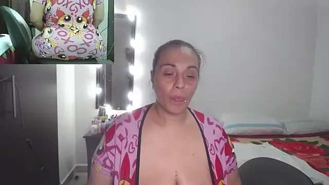 Snapshot of zoe_hotxxx chatting on October 2025 02:45:01 AM zoe hotxxx online show from October 2025 02:45:01 AM