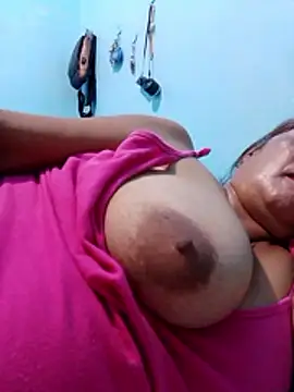 sexylizzy4u online show from April 2026 08:39:01 PM