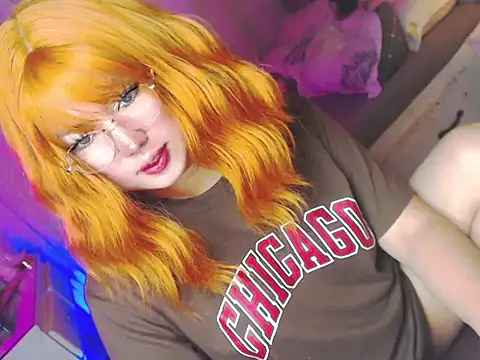 HOTnWILDalice online show from May 2026 02:40:02 AM