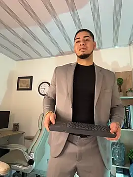 Dimitri Colleman online show from November 2025 09:14:02 PM