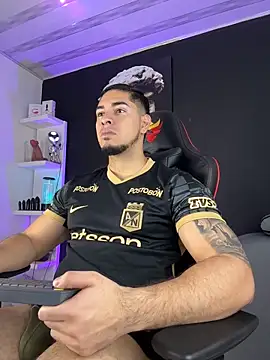 Dimitri Colleman online show from November 2025 06:52:01 PM