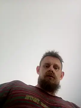 Snapshot of Skody31 chatting on November 2025 04:45:01 AM Skody31 online show from November 2025 04:45:01 AM