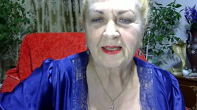Emma52610 online show from March 2025 06:07:02 PM