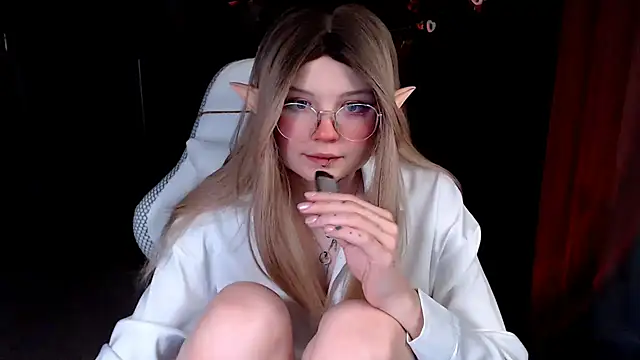 MissToree online show from March 2025 09:10:02 PM