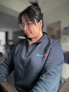 Snapshot of DannaaMeliza chatting on January 2025 09:40:02 AM DannaaMeliza online show from January 2025 09:40:02 AM