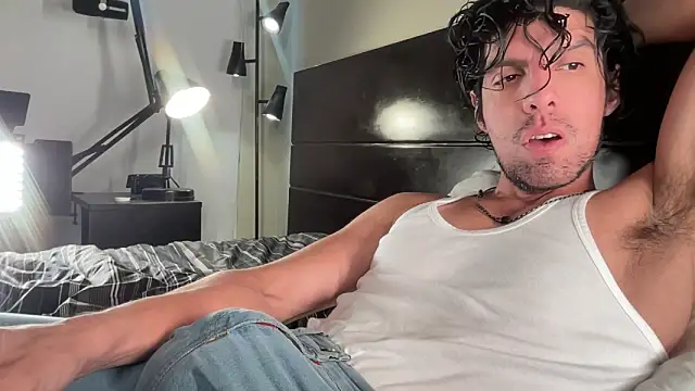 beranco19 online show from February 2026 10:16:02 PM