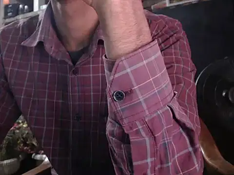 ThethunderPo online show from February 2025 03:32:02 PM