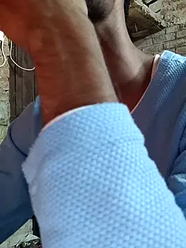 ThethunderPo online show from October 2025 02:43:02 AM