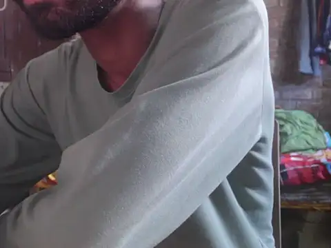 ThethunderPo online show from November 2025 06:05:01 AM