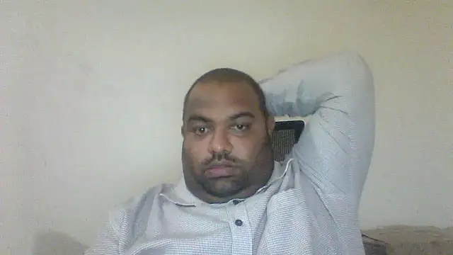 Snapshot of FatCockBoySL chatting on May 2026 11:27:01 AM FatCockBoySL online show from May 2026 11:27:01 AM