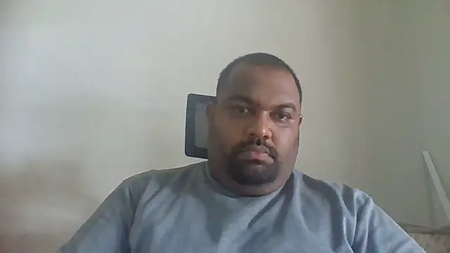 Snapshot of FatCockBoySL chatting on May 2026 04:29:01 AM FatCockBoySL online show from May 2026 04:29:01 AM